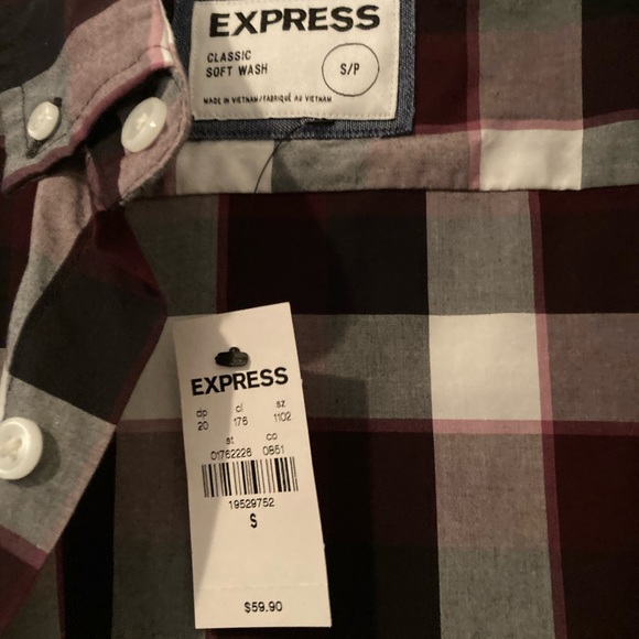 NWT. Express Classic Button up. Can dressed when tucked in and casual untucked. - Picture 4 of 4